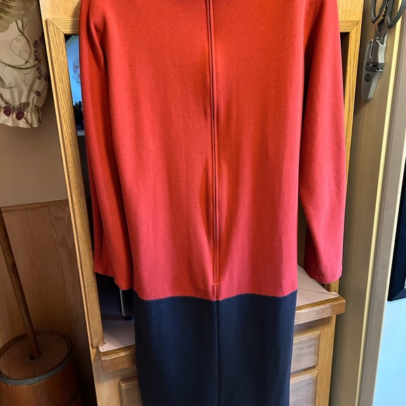 Women’s Vintage Color Block Black Burnt Orange JRT Button Detail below the knee - Picture 6 of 9